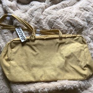 BAGGU medium bowler in butter